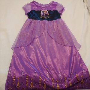 Disney Frozen II Anna nightgown size S 6